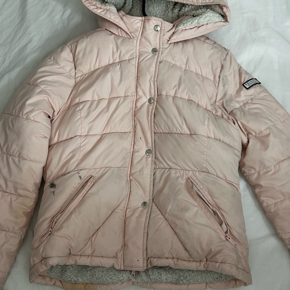 Hollister Pink Puffer Jacket with Quilted Design🌸🎀